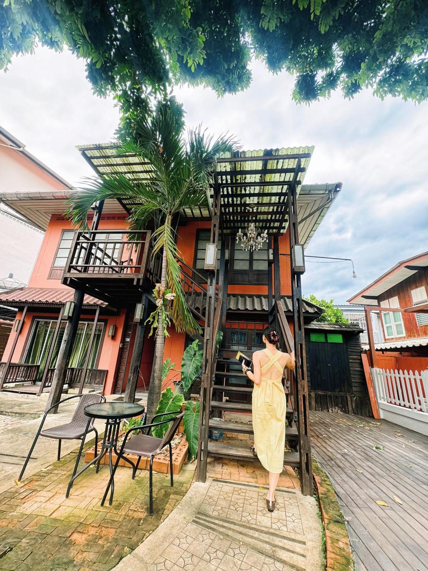 Villa'S Homestay Chiang Mai Eksteriør billede